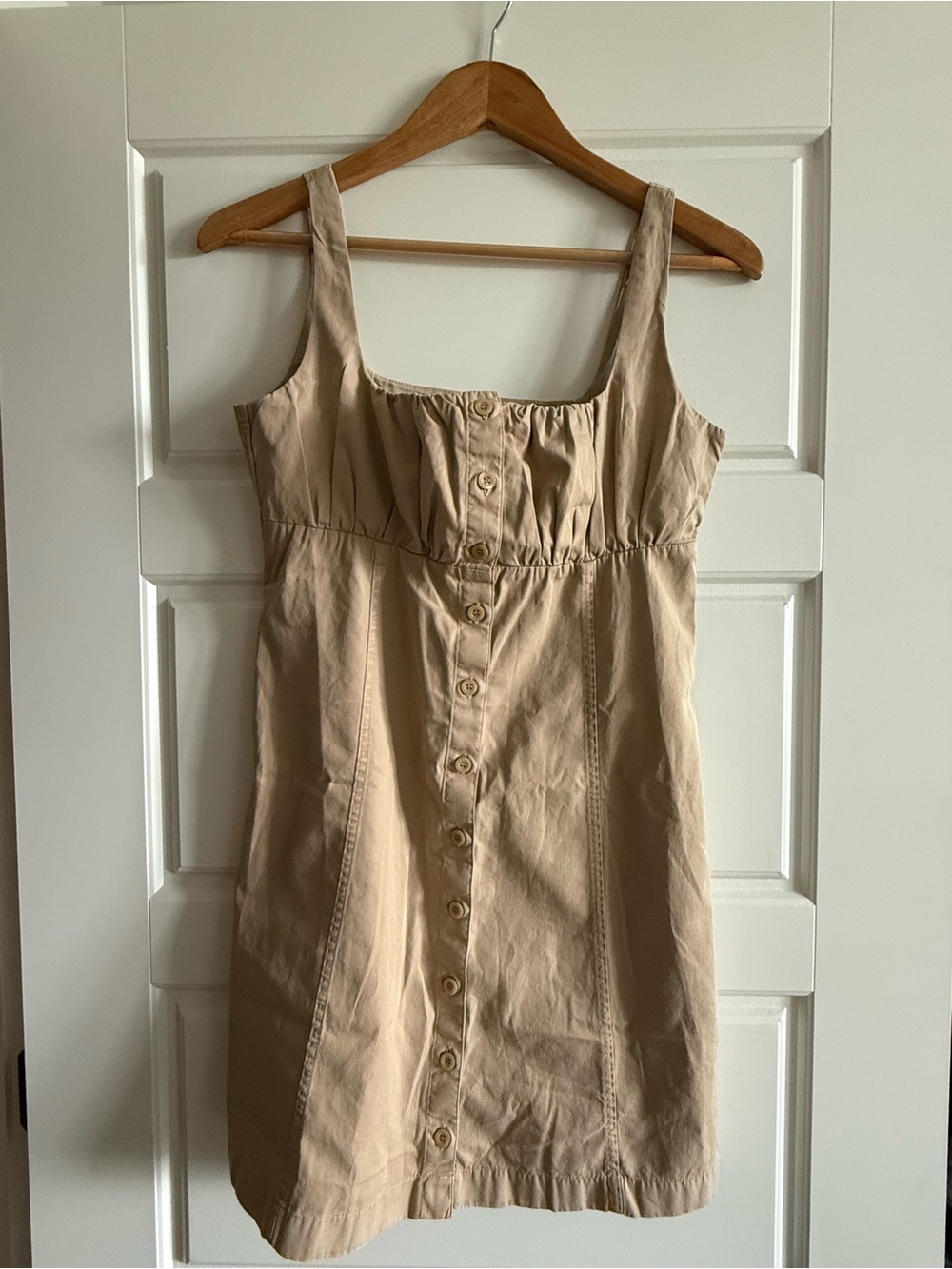 Gap- Sleeveless Button-Front Beige Dress